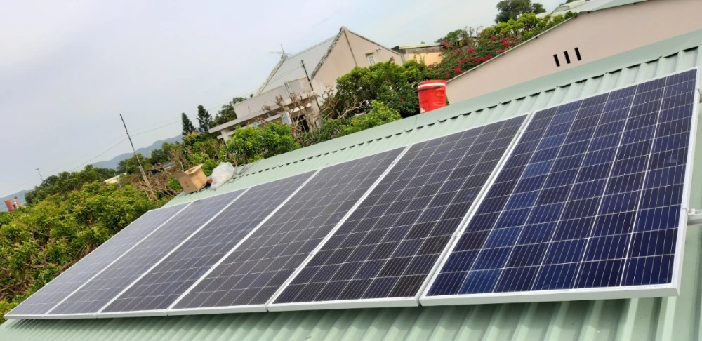 lắp đặt điện năng lượng mặt trời